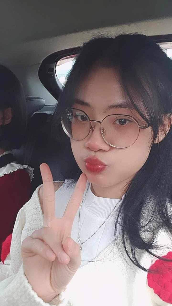Khoảnh khắc 2